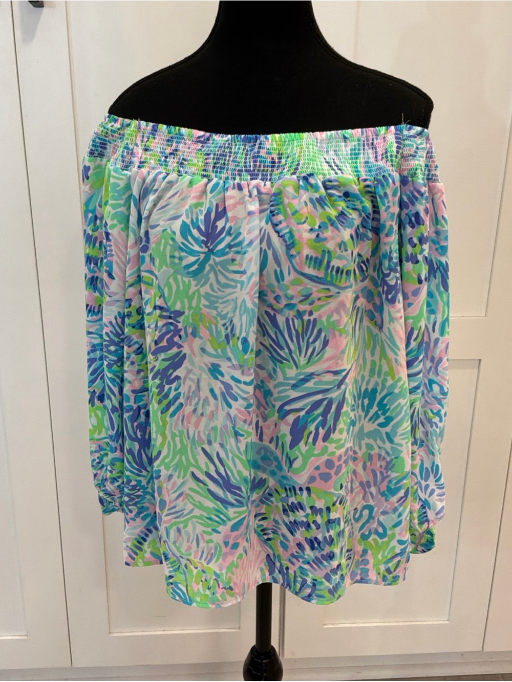 NWT Lilly Pulitzer Maryellen Off the Shoulder Top Size M Blue Green Pink
